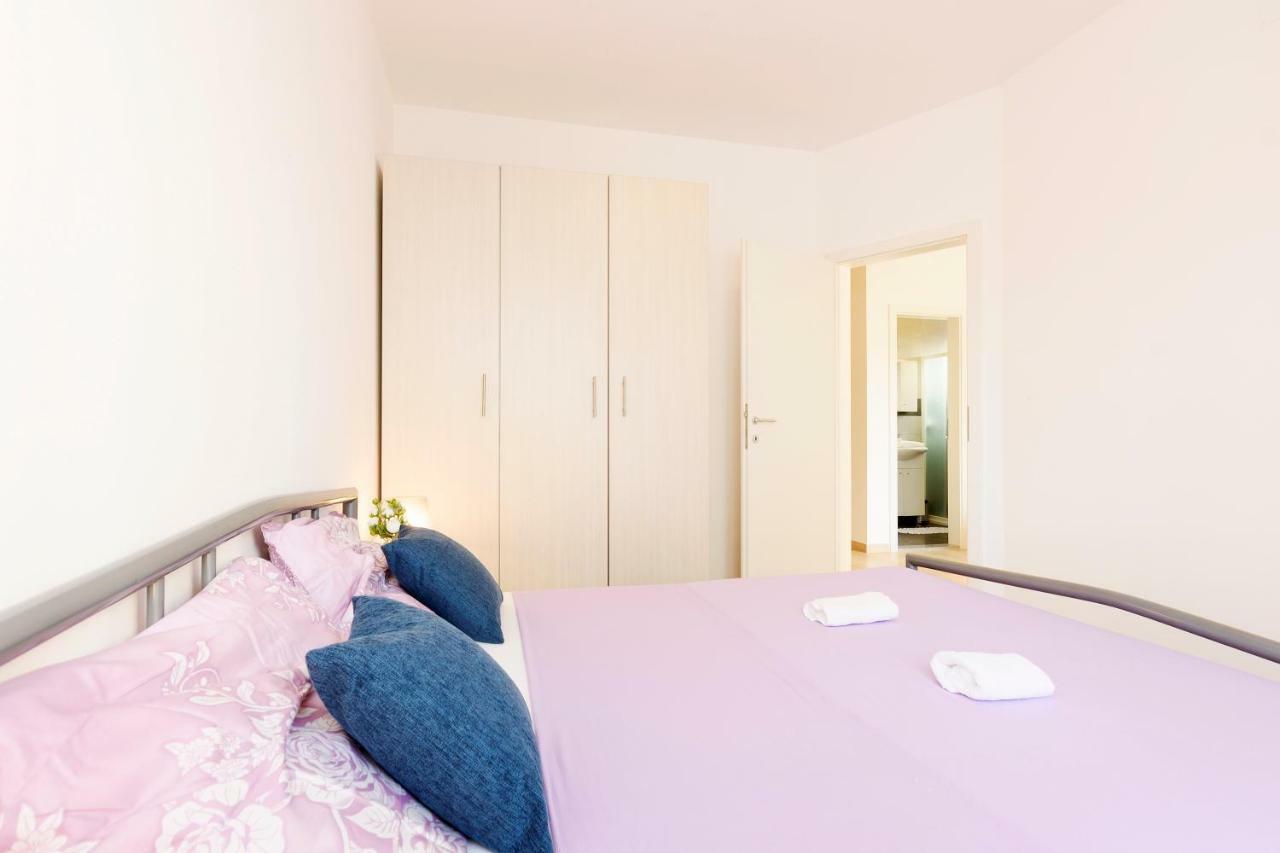 Very Special Apartments Pakostane Exterior photo